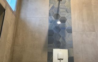 Stone Shower with Deco